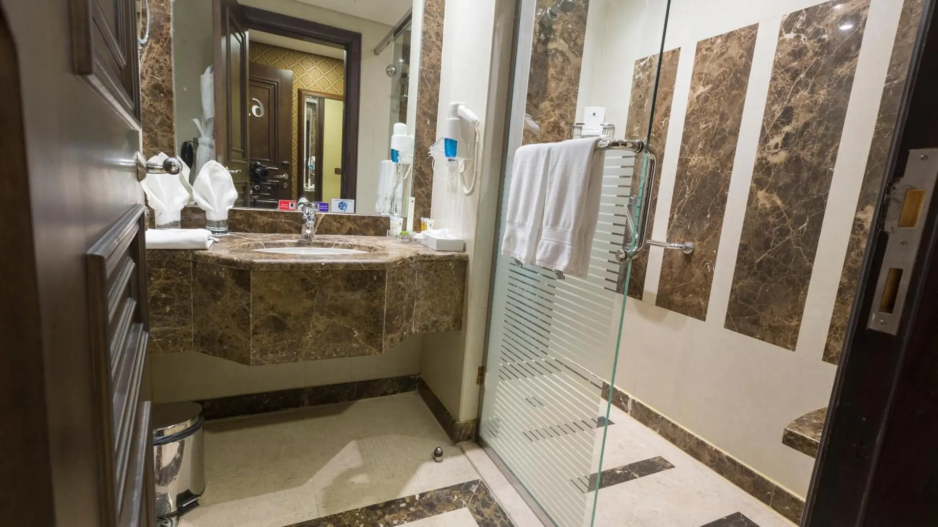 Ruve Al Madinah Hotel Медина 3*,  Саудовская Аравия