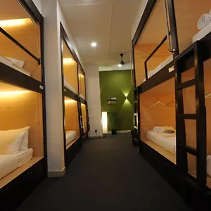 Capsule hotel Star Anise Boutique Capsules